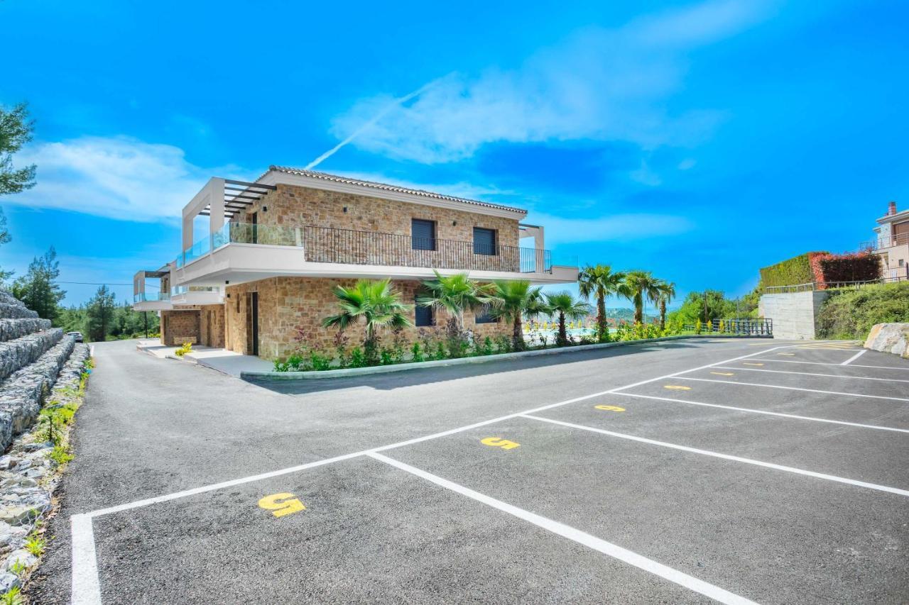 Epta Villas Luxury Redefined อาเกีย ปาราสเควิ ภายนอก รูปภาพ